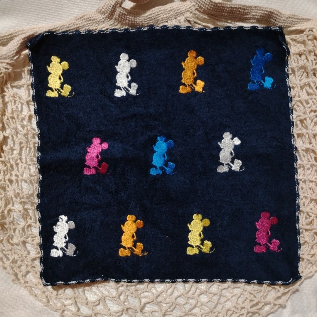 CUTIE FACE TOWELS (Category: Bedding & Towels) located in Davao. Submitted by hankiescarveshawls. (Listing ID 1459400913, Image 2). Description: As packed.