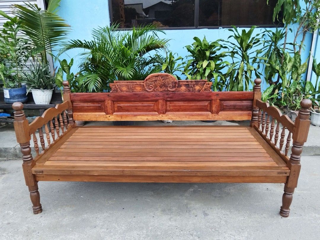 Daybed (Category: Bed Frames & Mattresses) located in Meycauayan. Submitted by marygracecasimiro (Listing ID 1459472532, Image 3). Description: DayBed made of mixed Narra and tanguile Wood. Restored and revarnished. Ready to use. Get it for only P17,450. Size L75 x W36 x Bed height 15.5 inches♥️.