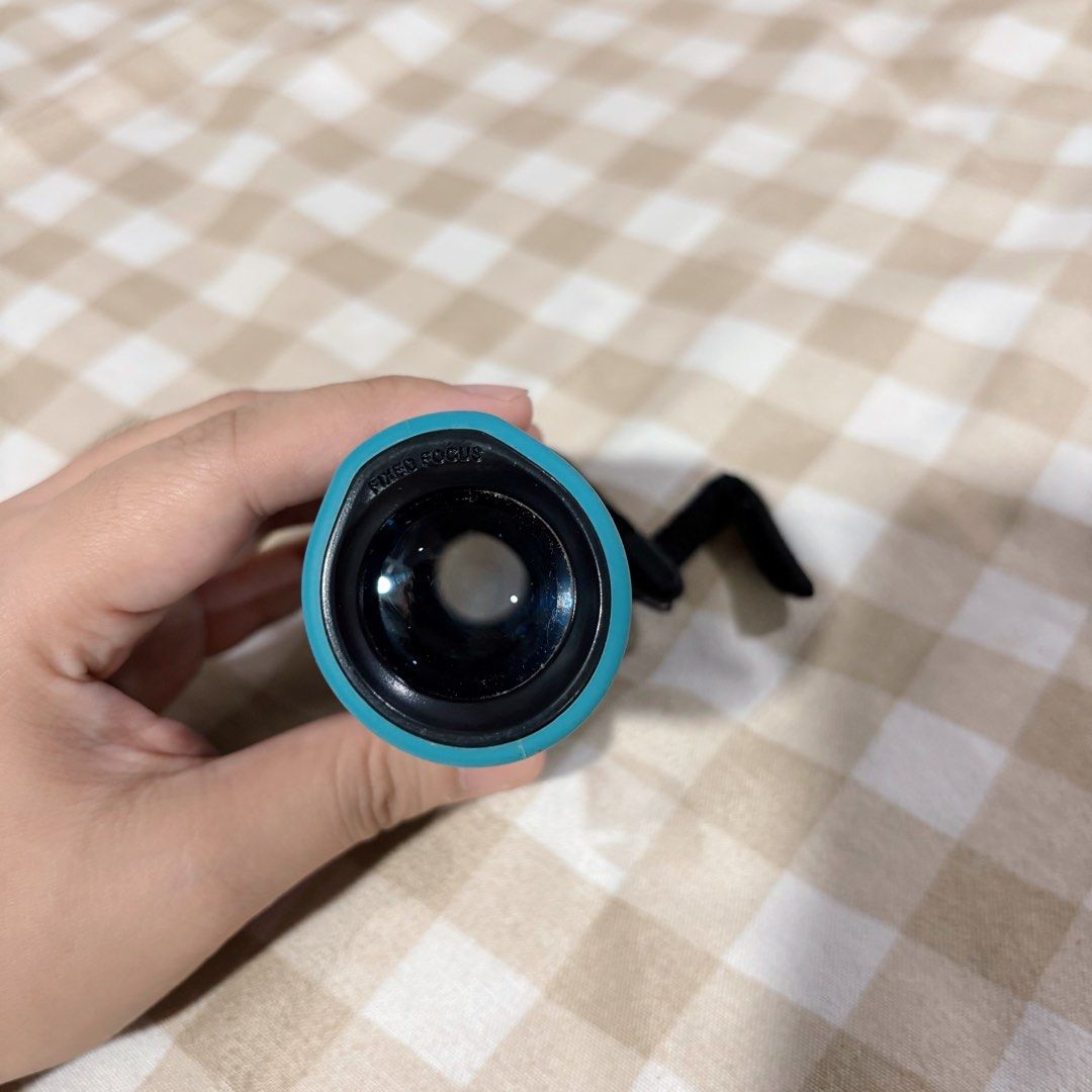 Decathlon 8x Hiking Monocular Telescope (Category: Hiking & Camping) located in Las Pinas. Submitted by zab8th (Listing ID 1459477292, Image 3). Description: - Decathlon Compact Monocular - 8x Magnification - Ideal for outdoor activities (hiking, birdwatching) - Lightweight and easy to carry - Includes attached strap - Made in China.