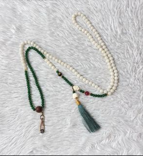 (Category: ) located in . Submitted by dalle_closet (Listing ID 1459365368, Image 1). Description: .