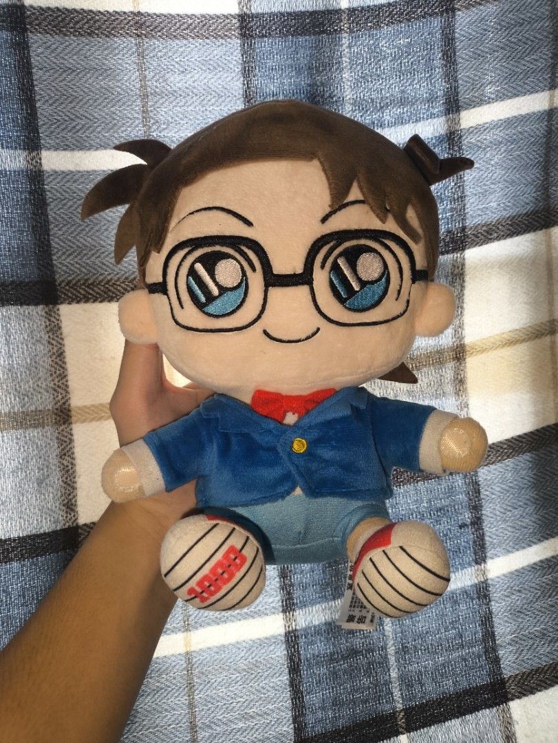 Detective Conan Plushie (Category: Plushies & Soft Toys) located in Santa Barbara. Submitted by spideyysells (Listing ID 1459347399, Image 1). Description: No issue hehe.