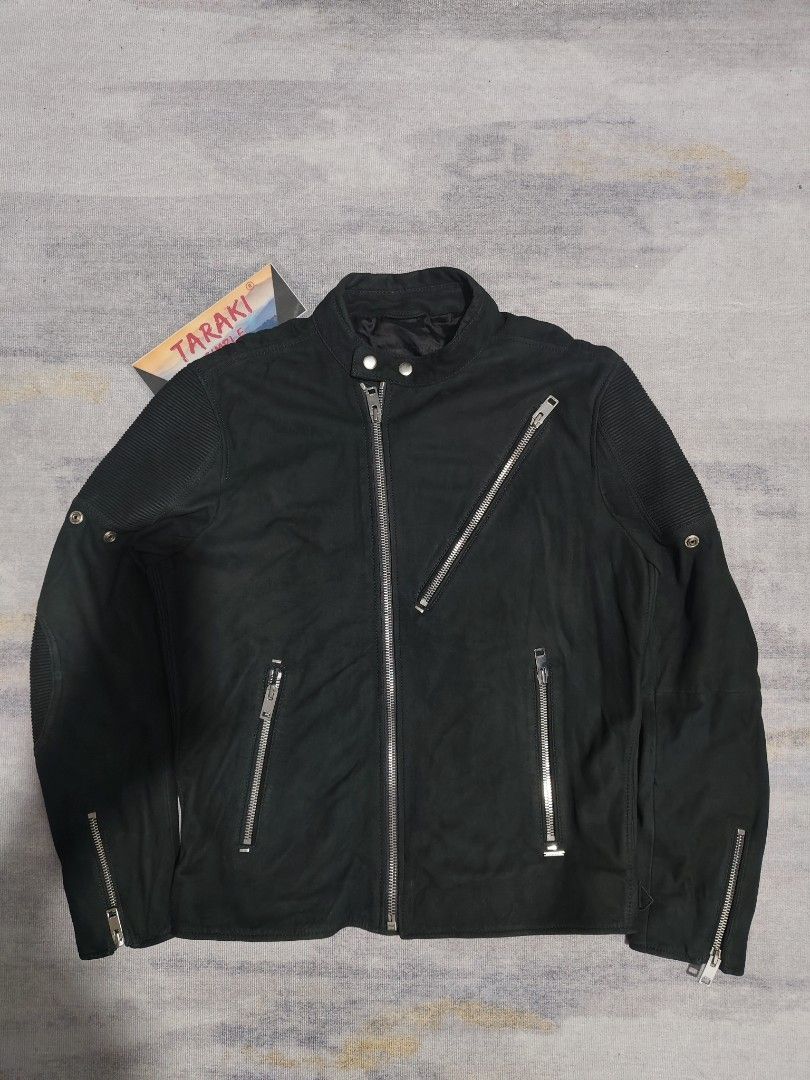 DIESEL MACSON SHEEPSKIN LEATHER BIKER JACKET (Category: Coats, Jackets and Outerwear) located in Baguio. Submitted by igorotak.111.taraki.com (Listing ID 1459454417, Image 1). Description: FS DIESEL MACSON SHEEPSKIN LEATHER BIKER JACKET V.GOOD CONDI NO ISSUES SOLID NITO ❤️ L-24 W-21.5 CAN FIT M-L CAN DO DIRECT PM TO PURCHASE FOR FASTER TRANSACTION THANKYOU 🙏❤️.
