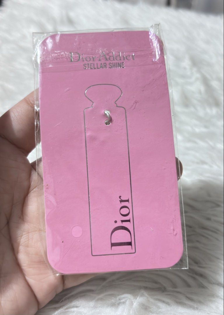 Dior Addict Stellar Shine "Diorcelestial" star charm (Category: Charms) located in Paranaque City. Submitted by dalle_closet (Listing ID 1459358142, Image 3). Description: Brandnew.