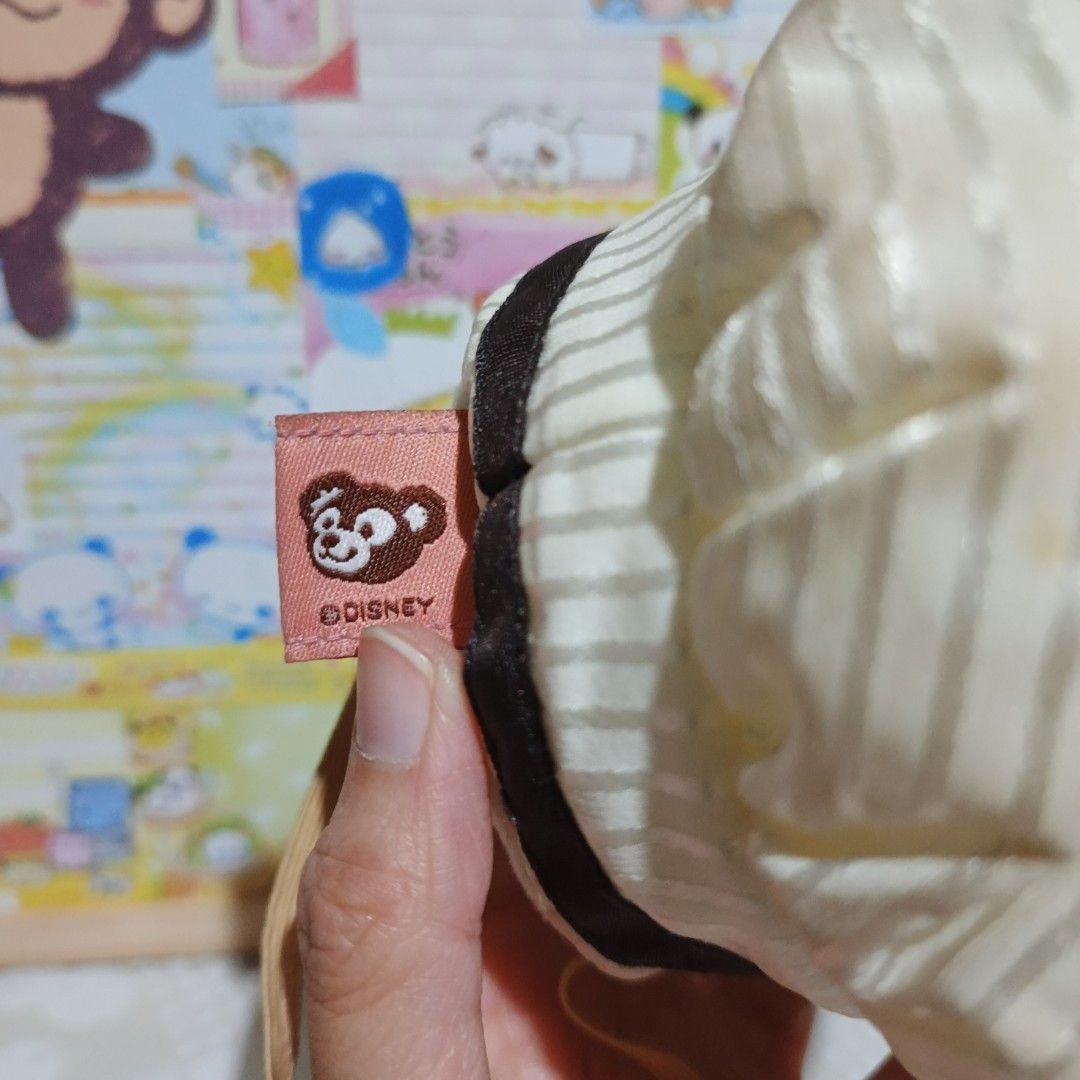 Disney Duffy Chef Hat (Category: Caps & Hats) located in San Pablo. Submitted by oreospicks (Listing ID 1459334156, Image 2). Description: This item needs wash and garter a bit loose. Dm for more info ☺️.