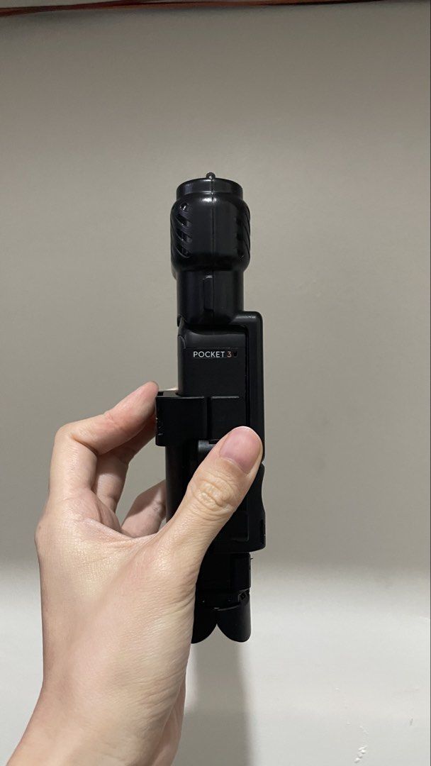 DJI Osmo Pocket 3 Creator Combo + accessories (Category: Video Cameras) located in Quezon City. Submitted by shottheserif (Listing ID 1459308994, Image 2). Description: FOR SALE (NO RETURN/REFUND): DJI Osmo Pocket 3 Creator Combo + accessories - ₱23,300 - complete with box + creator combo kit Additional accessories bought separately worth ₱2,687 - Ulanzi PK-06 expansion adapter - Ulanzi PK-07 gimbal + screen protector - Ulanzi PK-08 mini tripod -