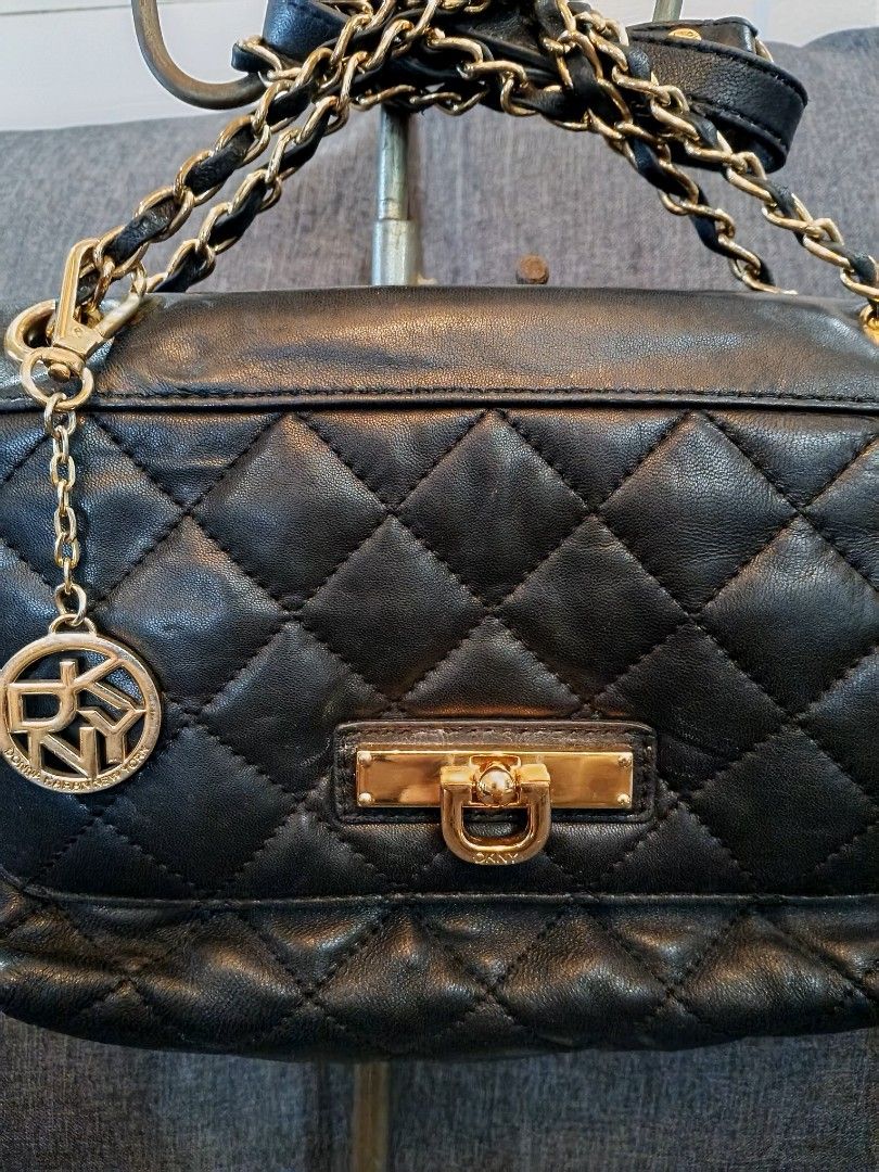 DKNY Women's BAG (Category: Shoulder Bags) located in Quezon City. Submitted by plussizeforless (Listing ID 1459349462, Image 2). Description: Vintage DKNY women's hand bag in 9/10 condition,With magnetic closure..