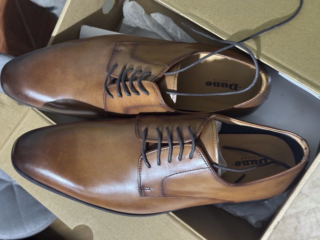 DUNE LEATHER SHOES (Category: Dress Shoes) located in Manila. Submitted by prettystuff1008 (Listing ID 1459401081, Image 1). Description: New with box, size 11, from official store bought it 8600.