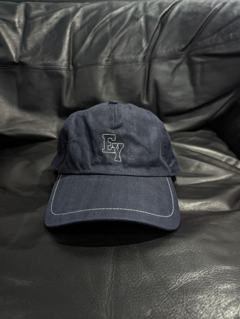 Eleventy Linen Cappello Baseball Cap (Category: Caps & Hats) located in Antipolo. Submitted by bentakahitanoano (Listing ID 1459408618, Image 1). Description: Eleventy Blue Linen Cappello Baseball Cap, which seamlessly blends athletic ease with refined Italian elegance. Still in great shape Worn a few times Average Retail Price: Typically ranges from $250 to $485 USD (approx. ₱14,000 to ₱27,000 PHP) Tags: Zegna, Brioni, Brunello Cucinelli, Ermene