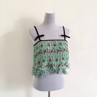 (Category: ) located in . Submitted by theshopaholic.co (Listing ID 1459388662, Image 1). Description: .