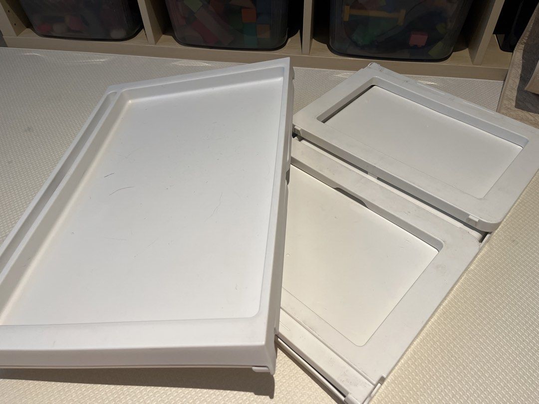 Foldable table (Category: Tables & Sets) located in Singapore. Submitted by lllearner (Listing ID 1459388488, Image 1). Description: $5 per table .