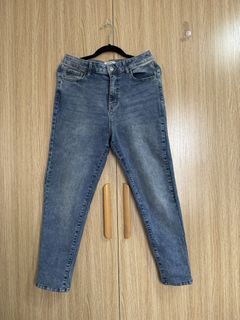 (Category: ) located in . Submitted by everythingmustgosupersale (Listing ID 1459446173, Image 1). Description: .