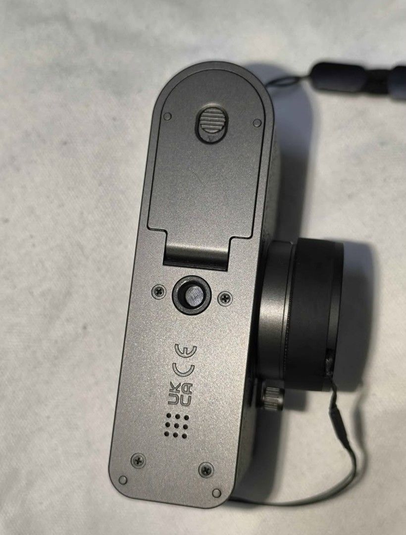 Fujifilm XHalf Black Digital Camera (Category: Cameras) located in Quezon City. Submitted by Techno (Listing ID 1459302446, Image 3). Description: Almost brandnew, di naman nagamit. Napanalunan sa raffle. Test all you want. Slightly Negotiable dipende sa usapan. Meet up or lalamove If meet up weekdays: uptown mall or SB 32nd st..