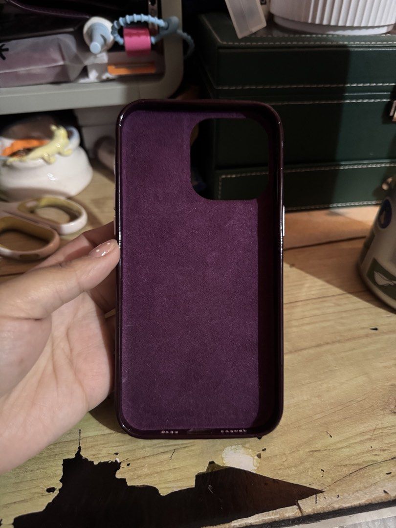 Funiki Puffy Case (Category: Cases & Sleeves) located in Manila. Submitted by lunaaa_10 (Listing ID 1459446230, Image 2). Description: Funiki Puffy Case (Cherri) Iphone 15 pro max used once — looks brand new can do meet-ups or lalamove delivery negotiable.