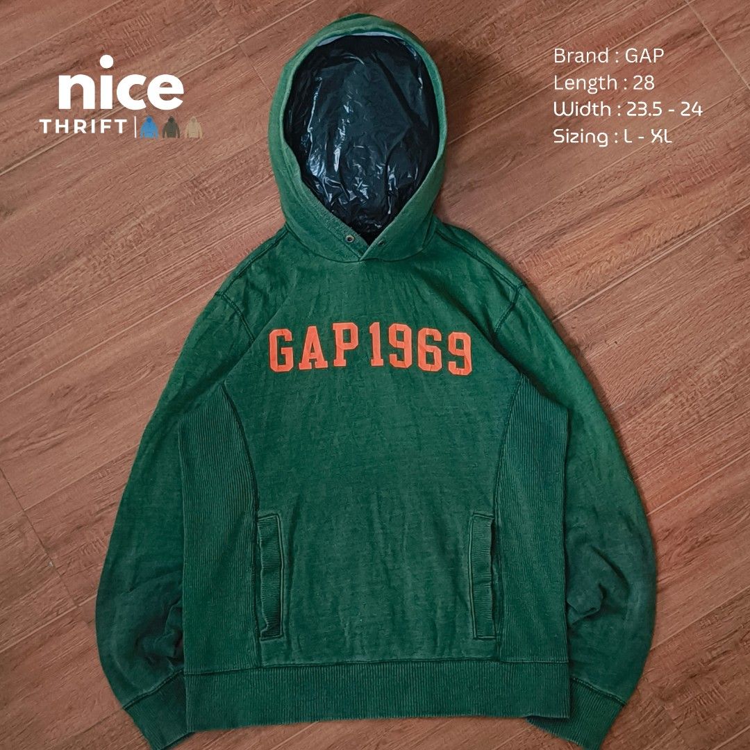 GAP HOODIE XL (Category: Coats, Jackets and Outerwear) located in Angono. Submitted by jabezjob_08 (Listing ID 1459320991, Image 1). Description: XL 24x28.