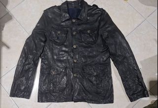 (Category: ) located in . Submitted by thriftrot (Listing ID 1459330284, Image 1). Description: .