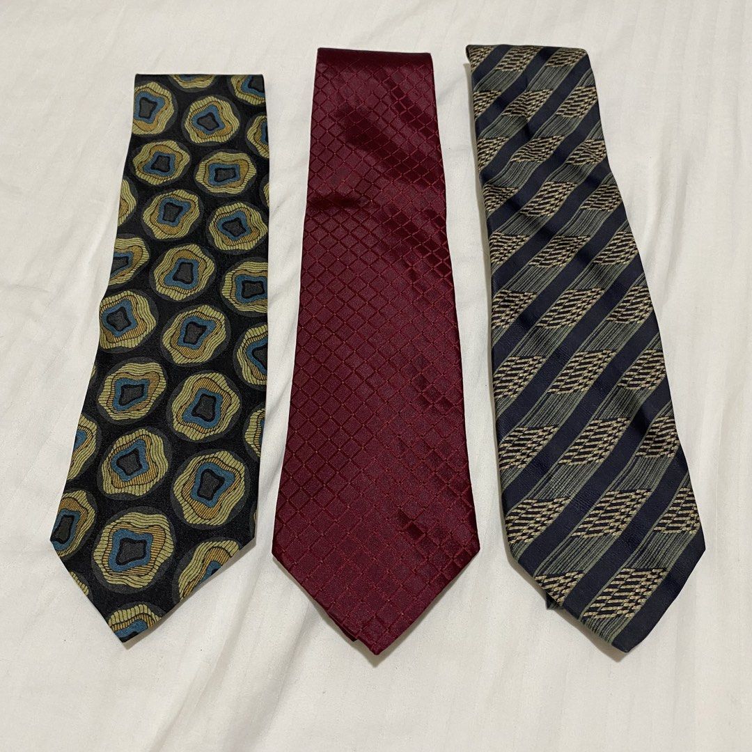 Giorgio Armani (Category: Ties) located in Caloocan City. Submitted by discusonlineshop (Listing ID 1459308560, Image 1). Description: 3 for 1500.