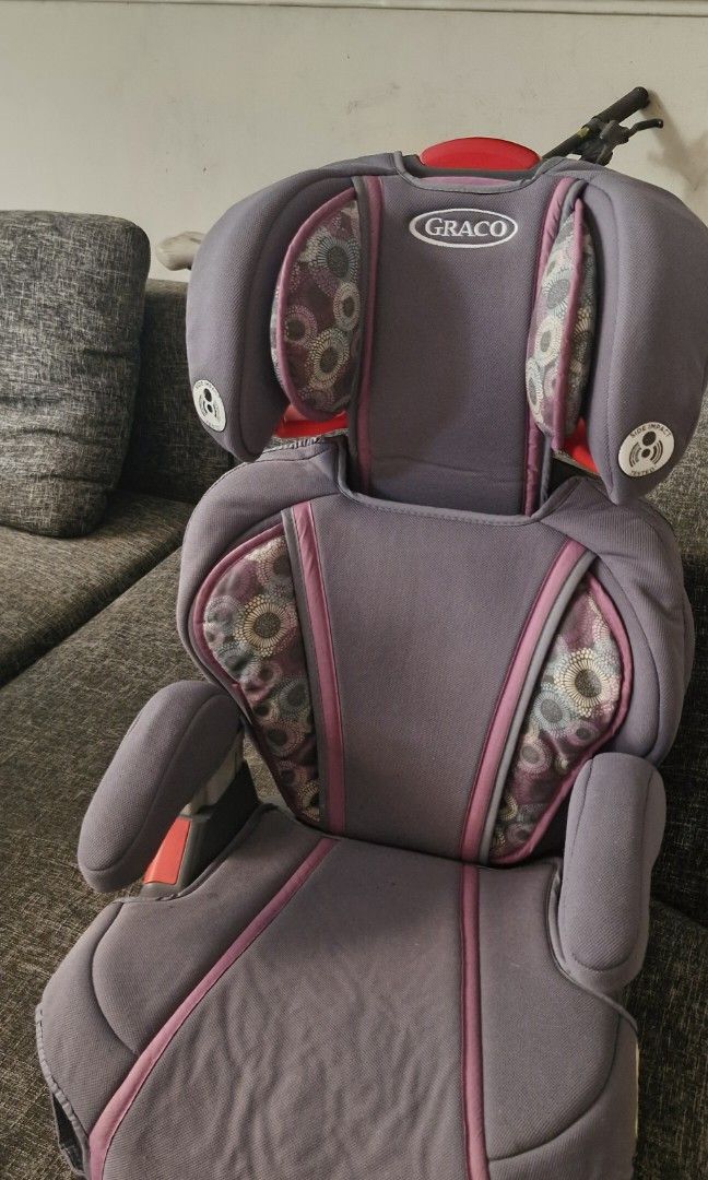 Graco Baby carseat (Category: Car Seats) located in Quezon City. Submitted by greenlifestyle_ph (Listing ID 1459338232, Image 3). Description: Original Graco carseat for toddler and above. detachable back rest can use the seat for booster when baby is older..