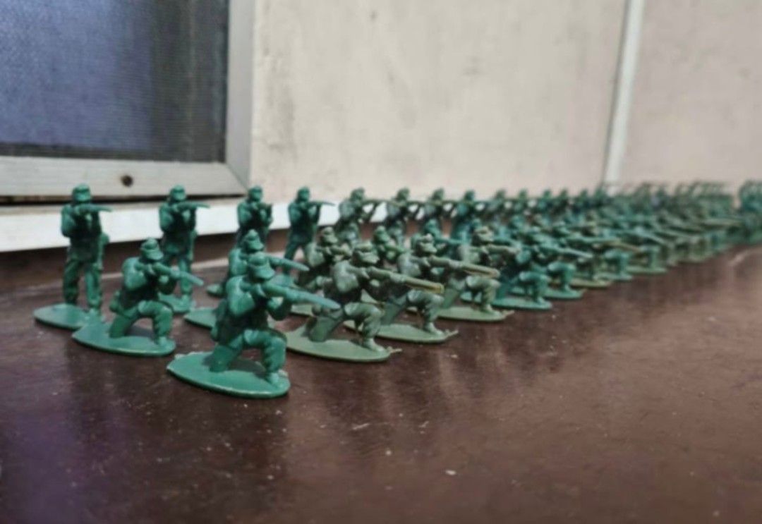 Green Plastic Toy Soldiers Set (Category: Figurines & Statues) located in Manila. Submitted by balangjhon51268 (Listing ID 1459327200, Image 2). Description: - Large set of green plastic toy soldiers - Ww2 Germany soldiers - 1/35 scale - 127 pieces - 10 variations -600 pesos.