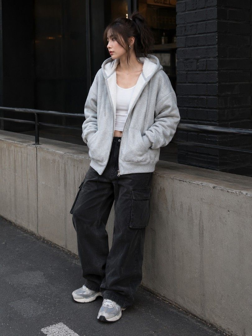GU hoodie jacket (Category: Coats, Jackets and Outerwear) located in Quezon City. Submitted by selectorsthrift (Listing ID 1459438532, Image 1). Description: .