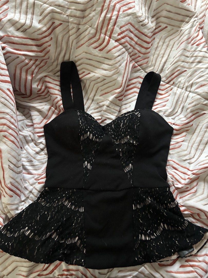 Guess Black Lace Peplum Top Size M (Category: Sleeveless) located in Pasig City. Submitted by ThePrelovedShop (Listing ID 1459490929, Image 1). Description: - Black Guess peplum top - Features delicate lace details - Sweetheart neckline - Zipper closure at the back - Size: Medium on tag Cainta Rizal.