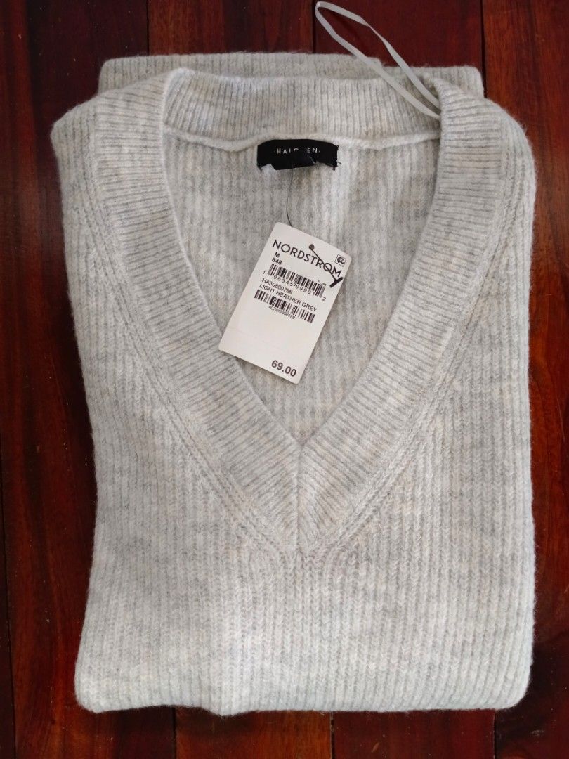 Halogen V-Neck Ribbed Knit Sweater - Light Grey (Category: Coats, Jackets and Outerwear) located in Manila. Submitted by janeneb (Listing ID 1459369215, Image 1). Description: - Brand: Nordstrom - Color: Light Grey - Neckline: V-neck - Texture: Ribbed knit - Size: Medium (tag attached, original price $69.00), US size - Material: Soft and comfortable - Style: Great for layering or wearing alone - Last price.