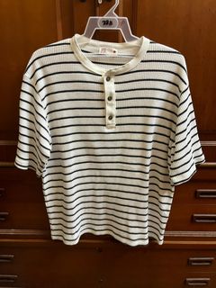 (Category: ) located in . Submitted by joaothriftstore (Listing ID 1459327842, Image 1). Description: .
