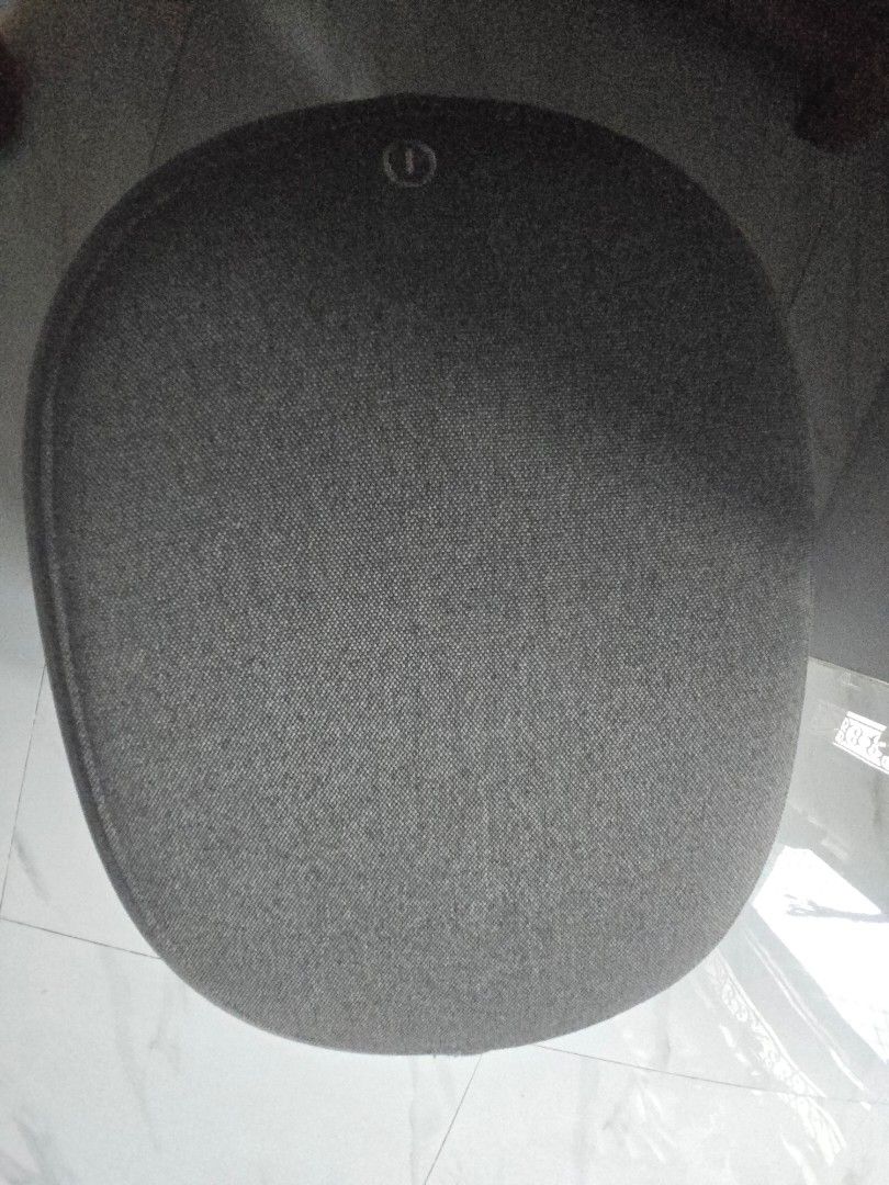 HIRO Foot Massager Machine (Category: Massage Devices) located in Rizal. Submitted by nads_a_m (Listing ID 1459324043, Image 2). Description: - HIRO Foot Massager for ultimate relaxation. - Features air compression and roller functions to soothe tired feet. - Multiple settings to customize your massage experience. - Compact design for easy storage. - Proven to work well for post-long day relief..