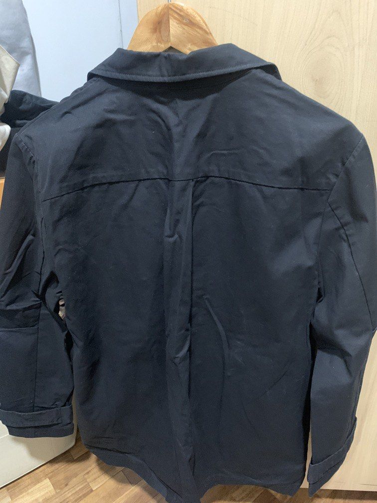 H&M Jacket Blazer (Category: Coats, Jackets and Outerwear) located in Caloocan City. Submitted by estrellamanila (Listing ID 1459427385, Image 3). Description: Used once/ unisex/ Fits medium to large- runs big.