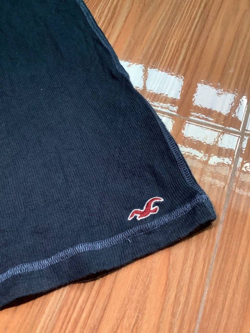 Hollister Tank top (Category: Others Tops) located in Canaman. Submitted by stayhypethrifted (Listing ID 1459430848, Image 2). Description: .