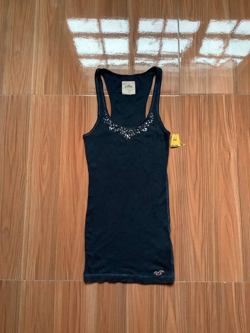 Hollister Tank top (Category: Others Tops) located in Canaman. Submitted by stayhypethrifted (Listing ID 1459430848, Image 1). Description: .