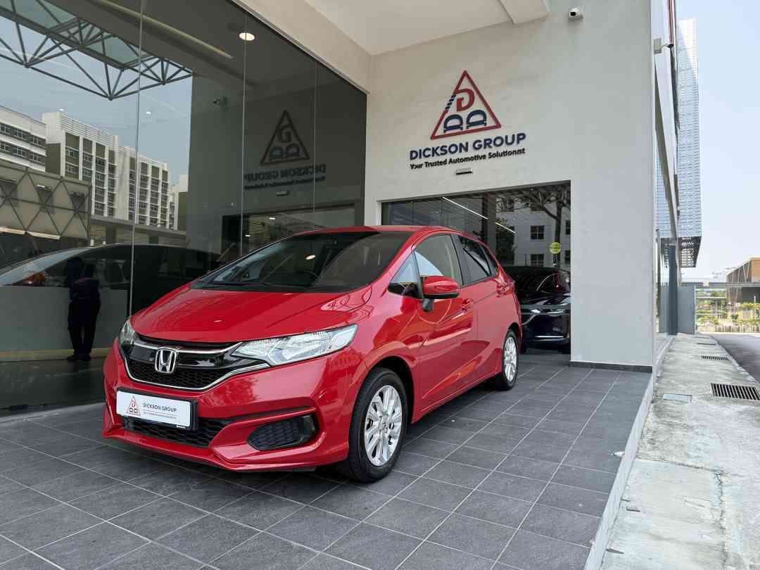 Honda Jazz 1.3 (A) (Category: Used Cars) located in Singapore. Submitted by dicksonauto (Listing ID 1459346461, Image 3). Description: 1 owner. Well maintained and well take care, must view to appreciate its pristine condition, we offer certified pre-owned cars with a warranty for worry free ownership. Our buy back scheme and end-to-end support help maintain your car's condition, ensuring a higher resale value. Enjoy 24/7 roadside assistance and 