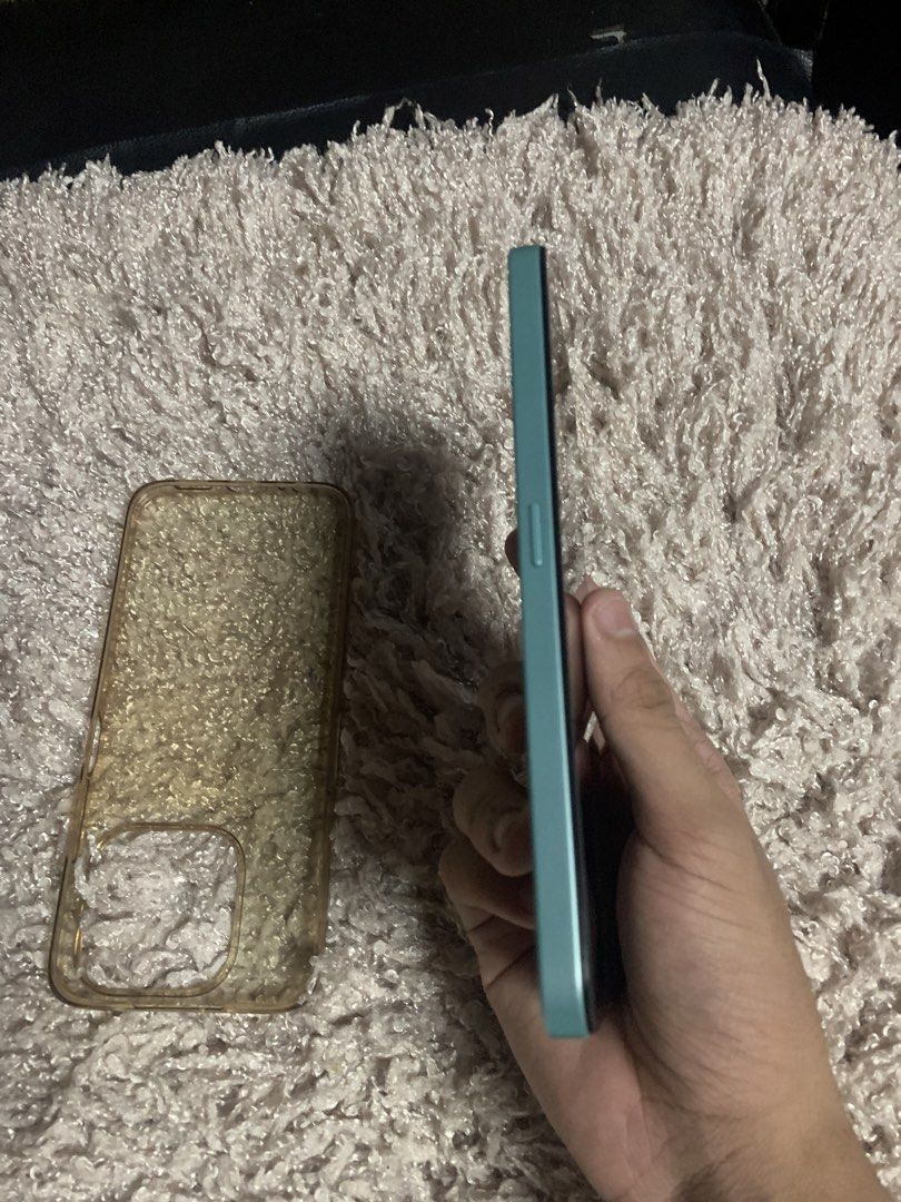 Honor X6c (Category: Android Others) located in Manila. Submitted by uxj6f (Listing ID 1459434707, Image 2). Description: Honor x6c 256GB No issue Makinis pa Smooth performance sa lahat Face id working Fingerprint working Magic Os 9 attery: 5300mAh Check to sawa upon meet up 256GB No repair hist.