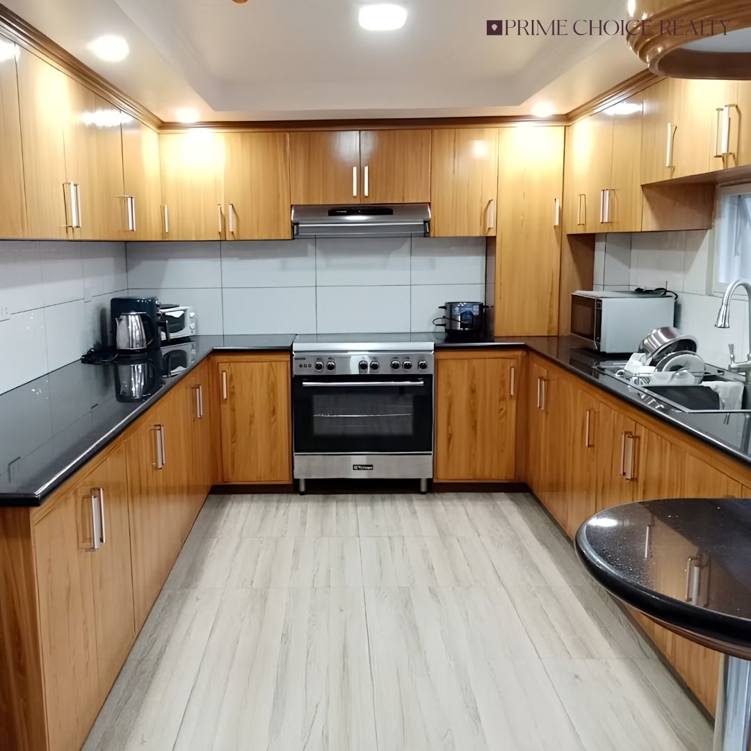 Income-Generating Condo Style Apartment Building (Category: Commercial) located in Quezon City. Submitted by primechoicerealtyinc (Listing ID 1459332727, Image 2). Description: FOR SALE Income-Generating Condo Style Apartment Building GM Homes, Almanza Uno, Las Piñas 📍 Just a 2-minute walk to SM Southmall An excellent investment opportunity featuring a fully occupied, income-generating apartment building in one of Las Piñas’ highly accessible lo