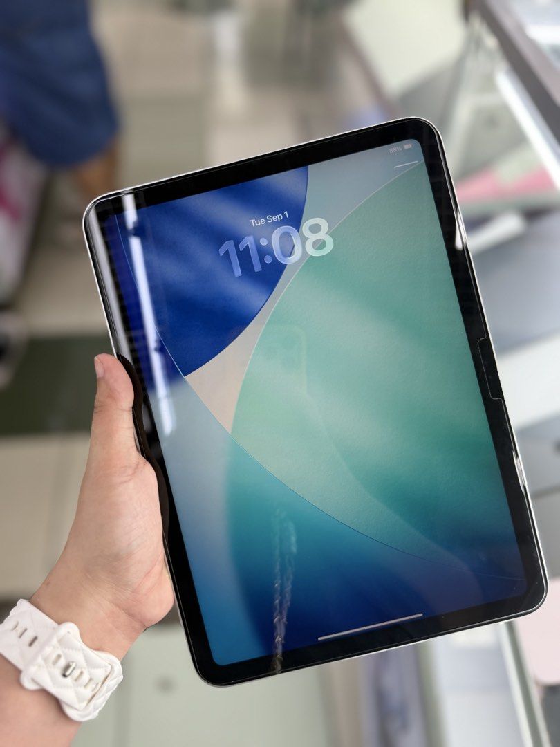 Ipad 11th Gen 128GB 98BH Wifi only no issues (Category: iPad) located in San Juan City. Submitted by najihahtelecomshop2018 (Listing ID 1459292292, Image 2). Description: Legit Store | Original unit FOR SALE | TRADE / SWAP ▫️INSTALLMENT thru: 🔸Credit Card (straight / installment) 🔸Ggives / Gcredit + 6% interest 🔸Spay Later + 6% interest (RFS: Buy and Sell any kinds of Gadgets) Description: Ipad A16 128GB Wifi only No hidden Issues No history o