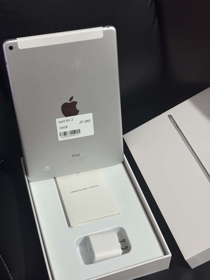 iPad Air 2 - 32 gb (Category: iPad) located in Calamba. Submitted by declutsbysteff (Listing ID 1459459491, Image 3). Description: For Sale ✨ Ipad Air 2 - (16 gb and 32 gb availabe) - Available colors: Silver, Gold, and Space gray - With sim slot - Wifi and data cellular supported - Comes with premium tempered glass and case - Complete set with box 📌 COD via LBC and payment first policy if through lalamove. Available for pick up units. ✅ Open fo