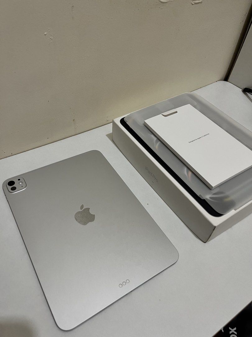 iPad Pro M5 For Sale (Category: iPad) located in Manila. Submitted by hendrickkk (Listing ID 1459330330, Image 2). Description: 📱✨ FOR SALE: iPad Pro 11-inch M5 256GB — Like New / 100% Battery Health / Complete Set 💰 Selling Price: ₱65,000 - Fixed Price Selling my iPad Pro 11-inch M5, 256GB in excellent, like-new condition. 🛍️ Purchased brand new from Beyond the Box 📅 Date purchased: March 19, 2026 💵 Original purchase price: ₱80,890 🏷️ Curr