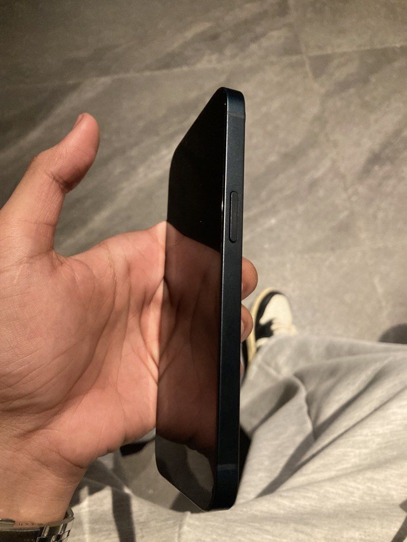 Iphone 13 Midnight blue 128gb (Category: iPhone 13 Series) located in Manila. Submitted by walgnerrr (Listing ID 1459400161, Image 3). Description: Iphone 13 128GB OPENLINE - 78% Battery Health Original Battery - All Functions smoothly running No System Issue - All Parts 100% Original No Repair History - No Sim Restrictions Any Sim Compatible ZPA Variant / Local No hidden issue, no dents and scratches Price: ₱16,000 Marikina City Meet halfway sa 