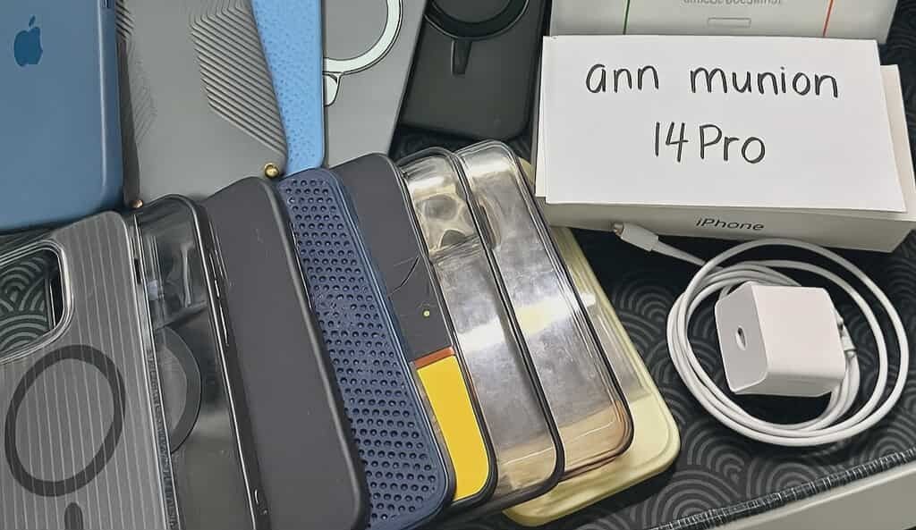 Iphone 14 pro Spaceblack 256GB 86Bh Complete (Category: iPhone 14 Series) located in Bacolod City. Submitted by annmunion.09 (Listing ID 1459473515, Image 2). Description: for sale personal phone first owner ko lady own available until posted iPhone 14 Pro Spaceblack 256GB 86%battery Orig" complete with box charger case's powermac paper bag and Brandnew Ugreen Temperd Glass no issues no dent no scratches naa lng damage current Temperd Glass that'