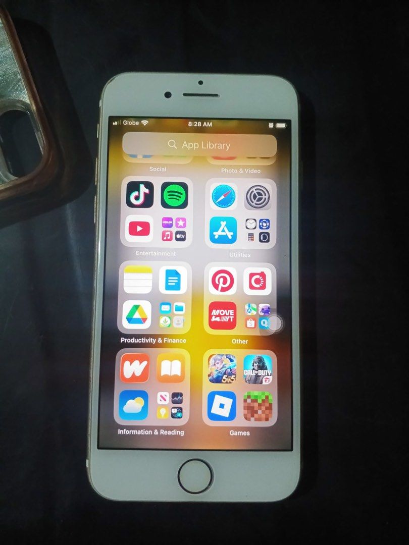 iphone 7, 256 gb (Category: iPhone 7 Series) located in Manila. Submitted by tc6wf8m9wb78463 (Listing ID 1459293253, Image 2). Description: issues: - di na po gumagana ‘yung home button - may scratches po sa back - may audio ic disease All other parts working: ✅ LCD no crack, original ✅ Battery health: 100% ✅ No iCloud / Openline Honest issue, kaya FOR PARTS / pang paayos sa tech. No warranty, no return kasi alam na issue. RFS: for emergency fund