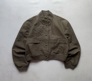 (Kategori: ) berada di . Dikirim oleh komando.stuff (ID iklan 1458918228, Gambar 1). Deskripsi: .