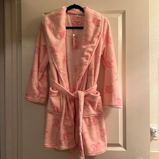 (Category: ) located in . Submitted by aurae.clo (Listing ID 1459483693, Image 1). Description: .