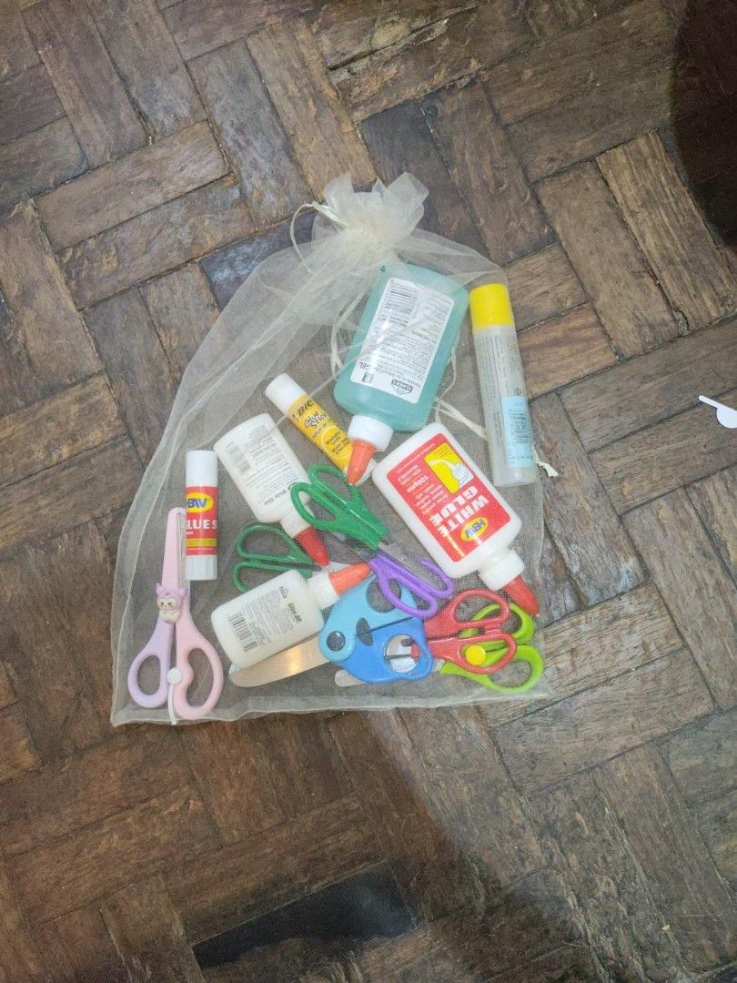 Kids Craft Supplies Bundle | Scissors, Glue (Category: Craft Supplies & Tools) located in Manila. Submitted by warmshark.1ae1ea (Listing ID 1459372301, Image 1). Description: Old but still usable school/craft supplies bundle. Includes: Colorful kids scissors Glue sticks / liquid glue Storage pouch included Selling as bundle or piece (message me) Good for kids' school projects and arts & crafts. can do freebie with other purchase.