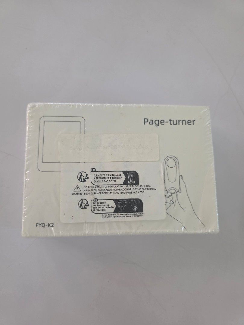 Kindle Remote Page Turner (Category: Other Mobile & Gadget Accessories) located in Antequera. Submitted by vigontevilma (Listing ID 1459331239, Image 1). Description: Kindle Page Turner (black) * It's unopened and haven't been tested yet RFS: Extra, I have 5 of them na. So I'm selling two of them, sold na yung isa hehe MOP and MOD: - Gcash or Bank Payment - COD via J&T or LBC No to rush shipping pls..