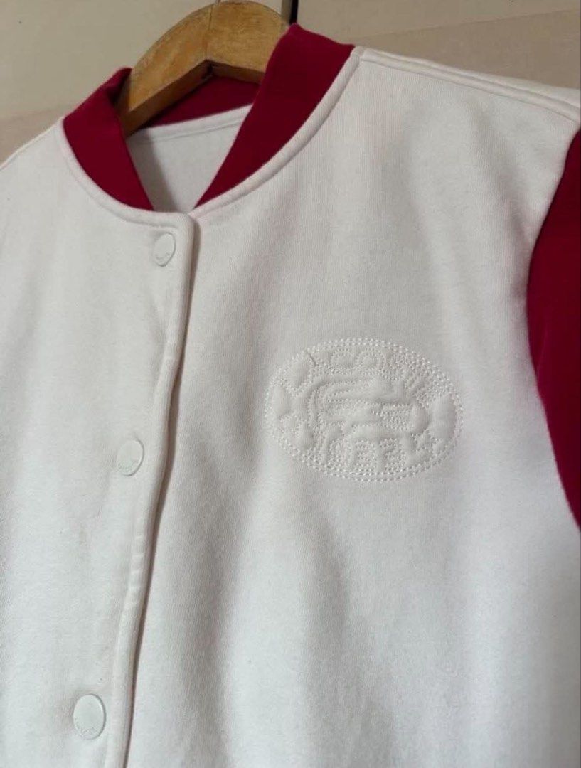 Lacoste Varsity Women (Category: Coats, Jackets and Outerwear) located in General Santos City (Dadiangas). Submitted by jancocoby (Listing ID 1459397347, Image 3). Description: Size Small fit Exellent .