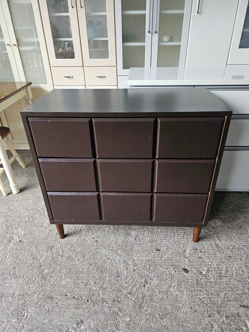 Lateral Drawers ‼️ (Category: Shelves, Cabinets & Racks) located in Quezon City. Submitted by ledamadel (Listing ID 1459296433, Image 1). Description: Lateral Drawers ‼️₱7,800‼️ ✔️L-35.5 H-32.5 W-18 inches 📐 ✔5 Drawers 🗄 ✔️Laminated and Solid🔖 ✔Scratches As-is! 👌 Location: 40 Aplaya St Napocor Vill. Tandang Sora Quezon City. For inquiry please Pm us or Call. 09066885859 Please like our page thanks! 👇👇👇👇 KMA O’shop #japansurplus #kmaoshop 