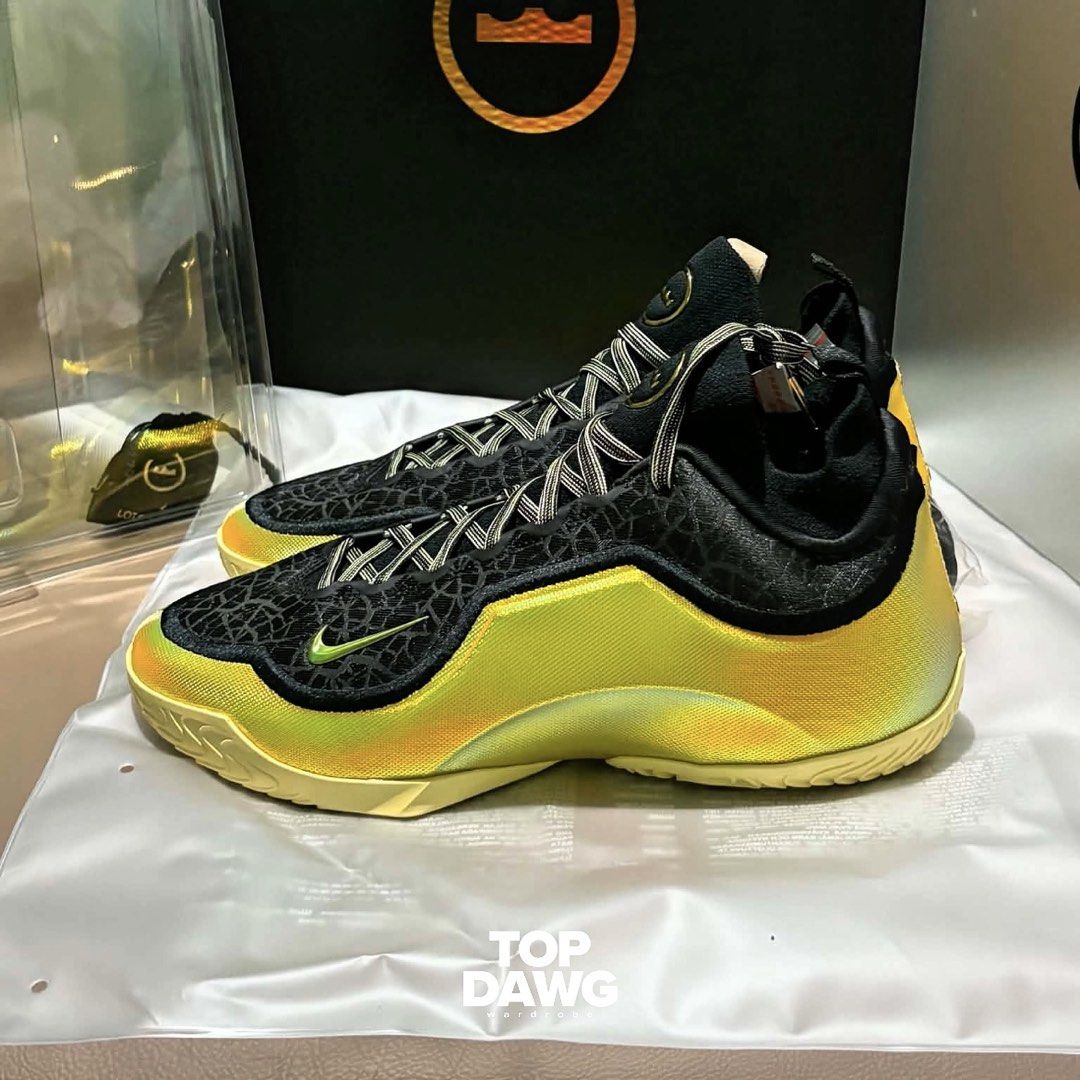 Lebron 23 Elite Hurt Feelings (Category: Sneakers) located in Manila. Submitted by topdawgwardrobe (Listing ID 1459358662, Image 1). Description: Lebron 23 Elite Hurt Feelings Complete OG Box With paperbag Brandnew 9.5 mens / ₱9280 / 2 pair 10 mens / ₱9280 / 3 pairs 12 mens / ₱9480 / 1 pair.