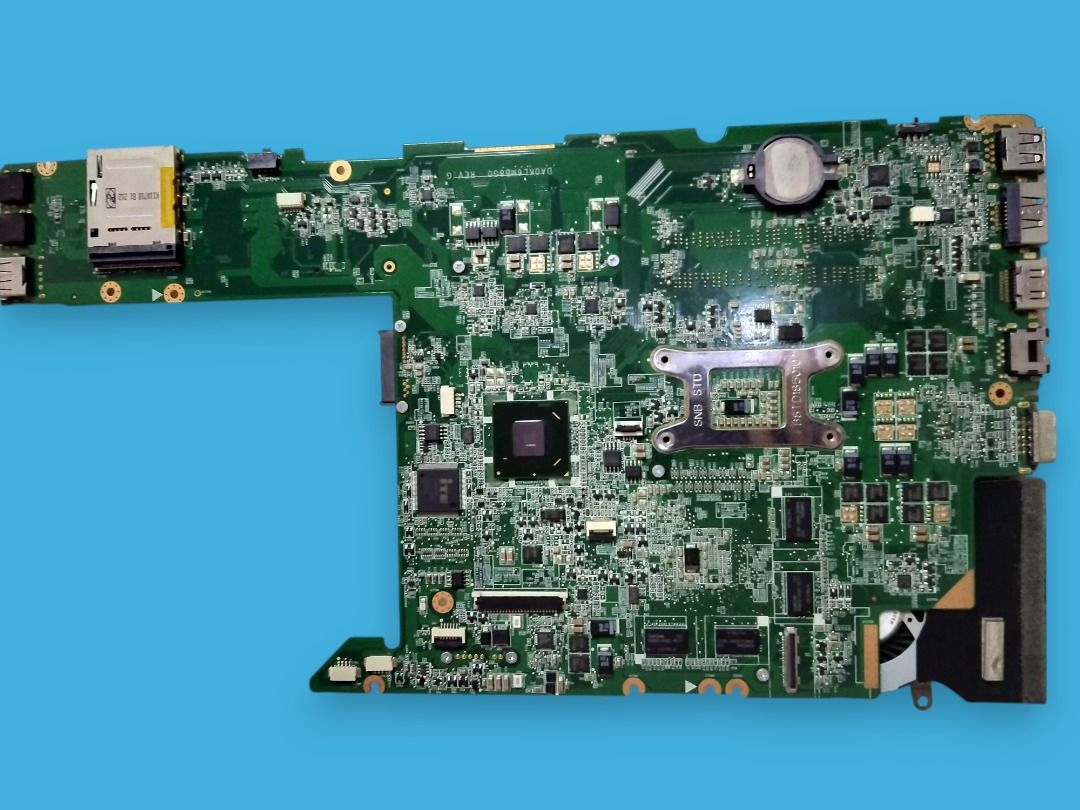 Lenovo Z470 Motherboard (with graphicss) (Category: Laptops & Notebooks) located in Dasmarinas. Submitted by b.things_90210_fox (Listing ID 1459376535, Image 1). Description: 900 only - Lenovo Z470 Mother board (with graphics) Nagamit po ito for school lang dati, kaya smooth po mag run ang laptop at tahimik. (Cash on Pickup) - LBC COP" (Meetup) - Cavite (Pick up sa house) - Si buyer magboobook Thank you..