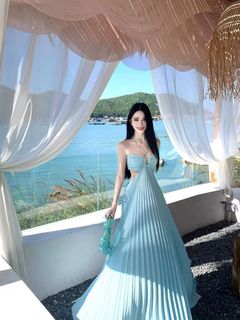 (Category: ) located in . Submitted by mywardrobee.closet (Listing ID 1459440569, Image 1). Description: .