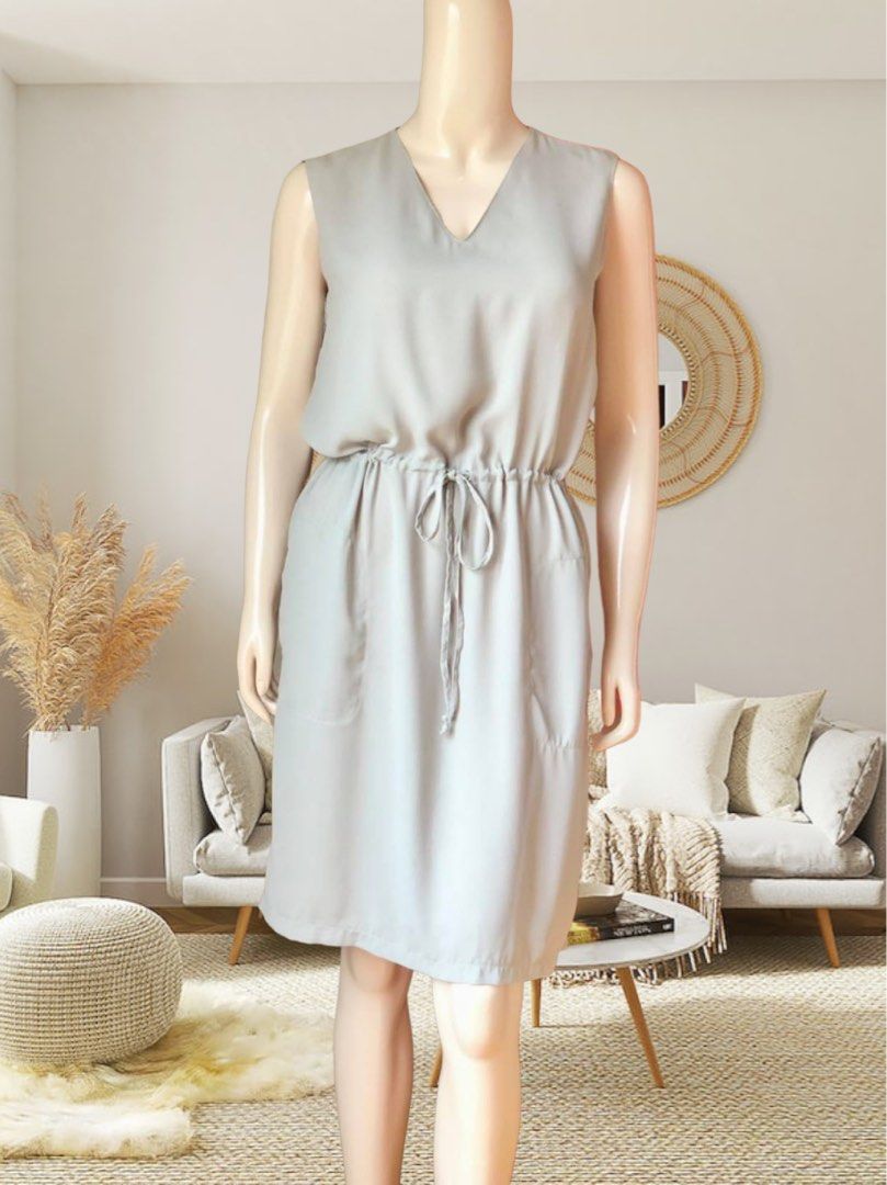 PAYDAY SALE⚡️Corner Shop Drawstring Casual Dress (M-L) (Category: Dresses) located in Midsayap. Submitted by someones_attic (Listing ID 1459477204, Image 1). Description: ⤿bust: 40” ⤿length: 39” ⤿adjustable drawstring waist ⤿w/ side pockets 〰️ HAPPY SHOPPING 〰️.