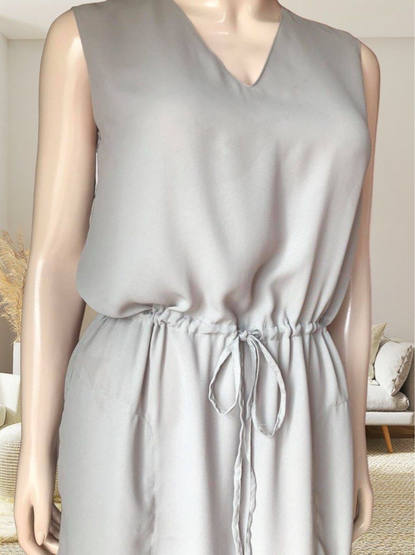 PAYDAY SALE⚡️Corner Shop Drawstring Casual Dress (M-L) (Category: Dresses) located in Midsayap. Submitted by someones_attic (Listing ID 1459477204, Image 2). Description: ⤿bust: 40” ⤿length: 39” ⤿adjustable drawstring waist ⤿w/ side pockets 〰️ HAPPY SHOPPING 〰️.